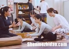 学习成人瑜伽的好处 成人瑜伽教练班有用吗
