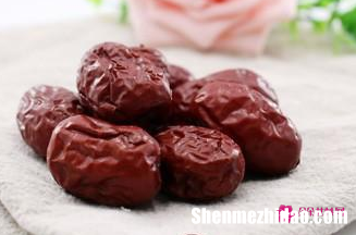 红枣泡什么好 红枣泡什么好吃