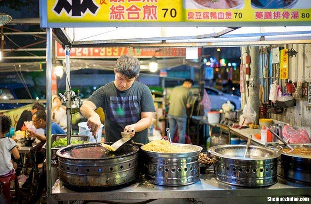 晚上去商场摆摊卖什么好 如果晚上摆地摊可以买些什么
