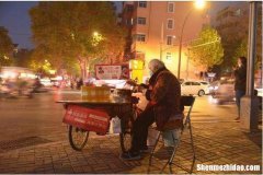 市场摆摊可以办创业基金吗 市场摆摊可以办创业基金吗知乎