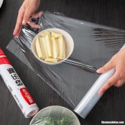 微波炉加热可以用保鲜膜吗 微波炉加热可以用保鲜膜吗?