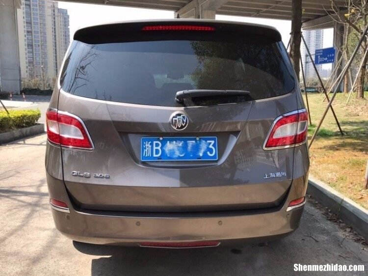 别克路尊和gl8区别 别克陆尊好还是gl8好