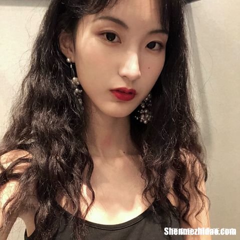 摩羯女适合什么发型 摩羯女适合短发吗