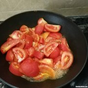 牛尾番茄汤怎么做好喝 牛尾汤怎么炖好喝又营养