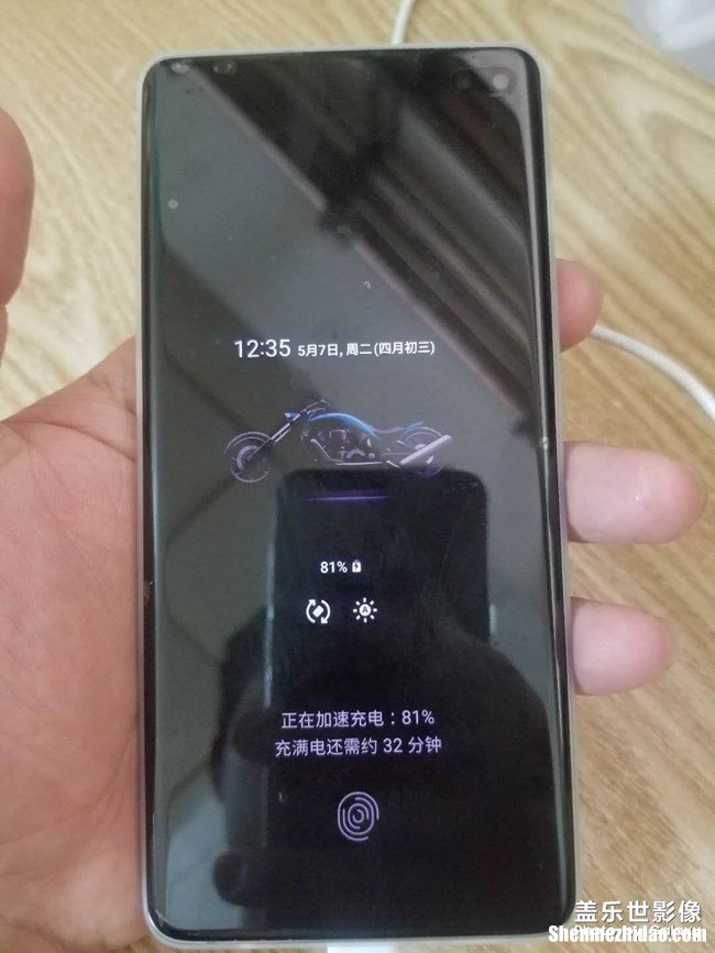 三星手机为什么充不满电 三星手机充不满电怎么回事