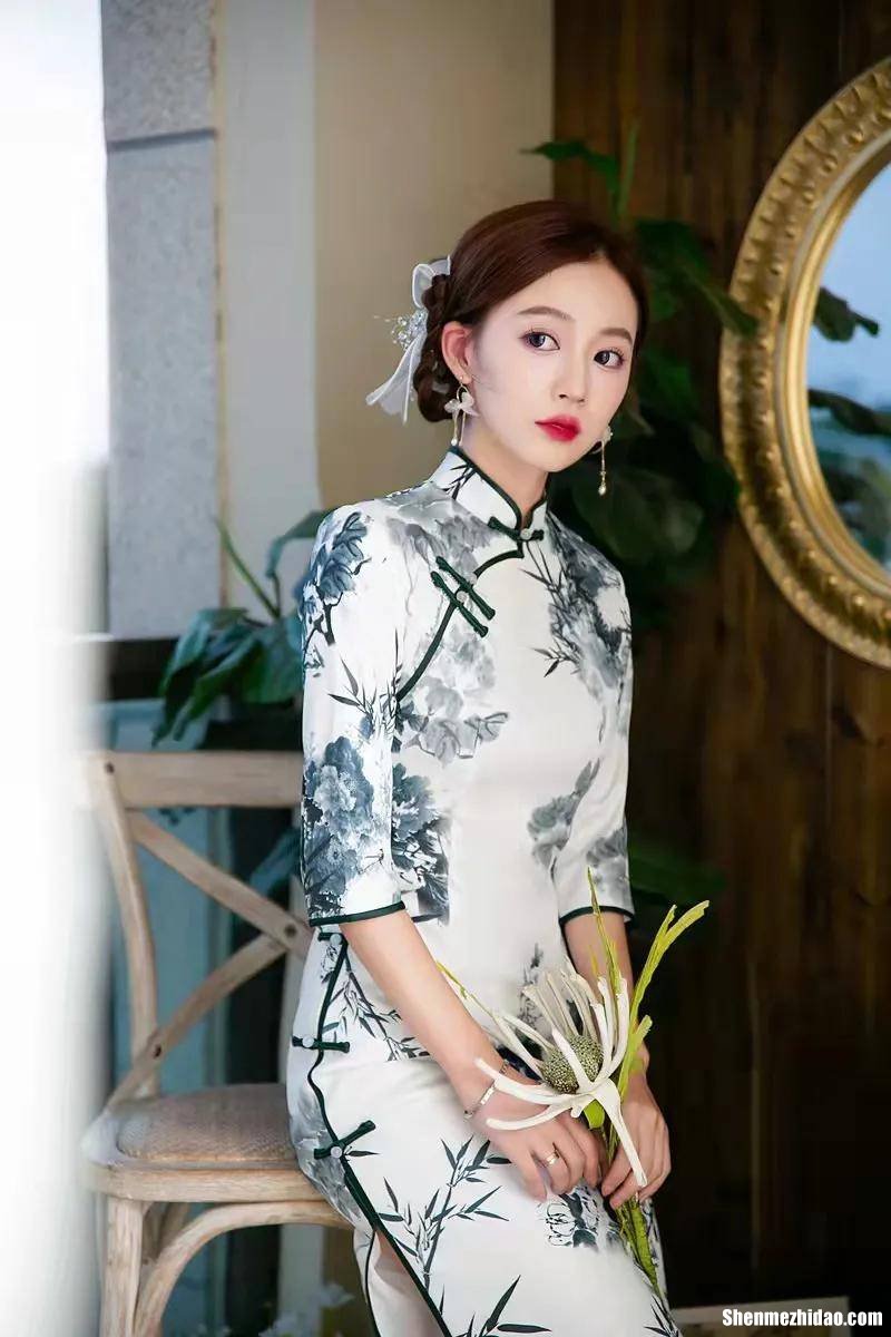 中国传统的旗袍怎么穿的 中国传统的旗袍怎么穿的图片