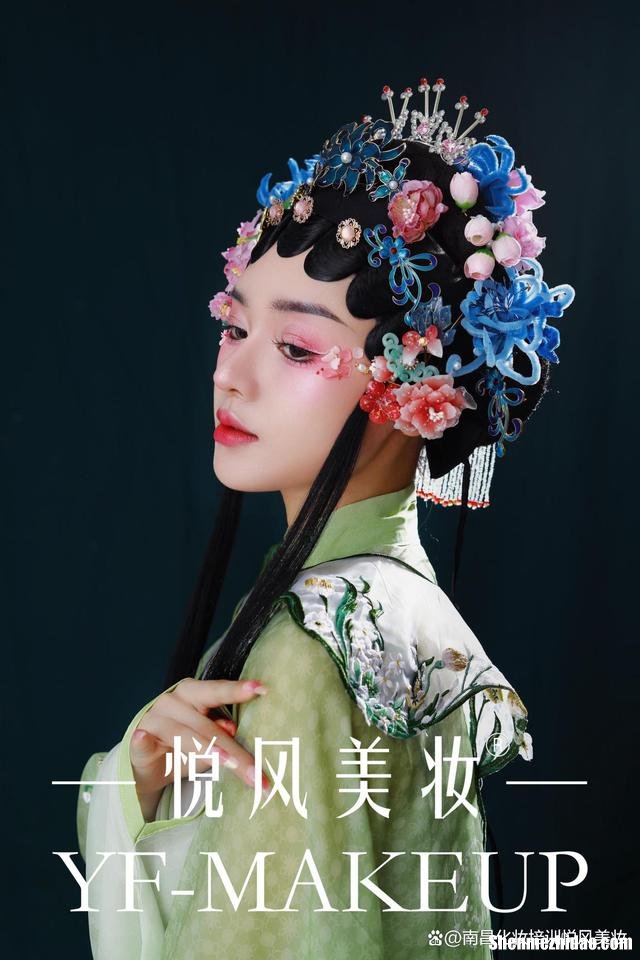 济南哪里有化妆培训排行榜 济南哪里有化妆培训排行榜的地方