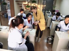 企业化妆培训的目的 企业化妆培训的目的及意义