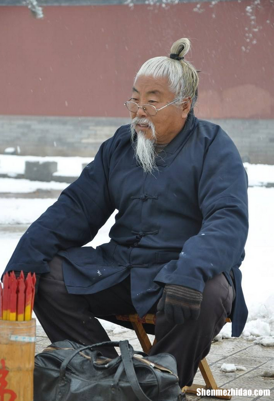 娄华真算命多少钱 娄底算命很准的大师