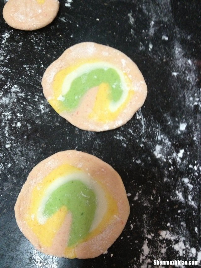 彩虹饺子皮怎么做视频 彩虹饺子皮怎么做视频教学