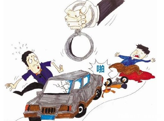 二次交通事故逃逸又自首保险怎么陪