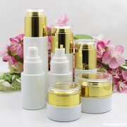 为什么化妆品都30g 为什么化妆品都含铅和汞