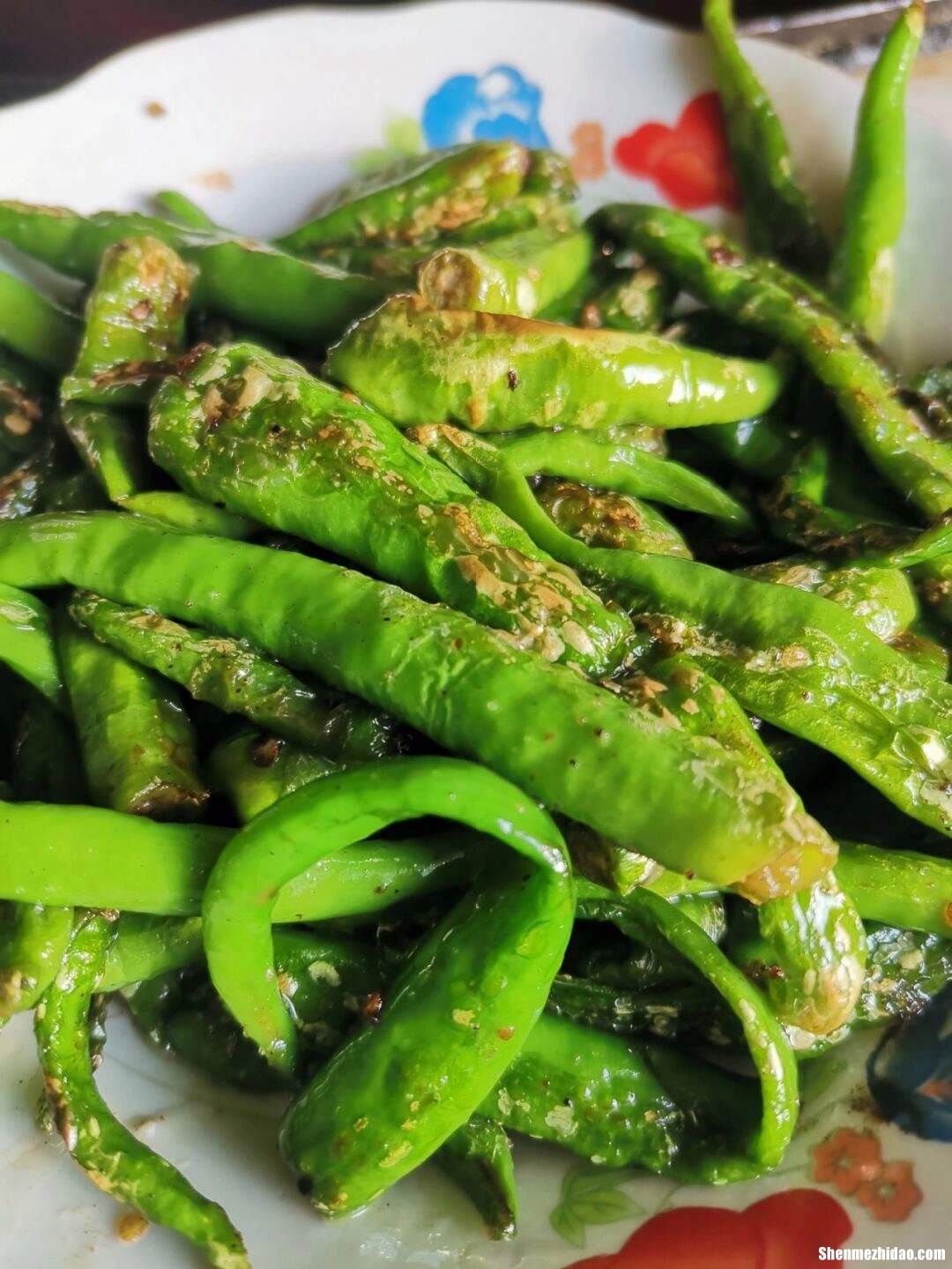 干炒辣椒怎么炒好吃 炒干辣椒怎么炒的又香又脆