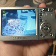 为什么我手机摄像头是歪的三星i9300