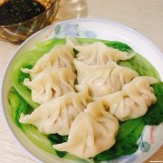 红萝卜玉米饺子怎么做 红萝卜玉米水饺馅怎么做好吃窍门