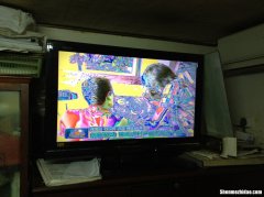 电视不开机红灯闪烁是怎么回事 电视不开机红灯闪烁是怎么回事儿