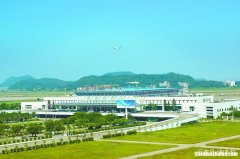 从珠海翠微怎么到金湾机场 从翠微到珠海轻轨站从几路车