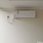 美的空调插电启动不了怎么回事 美的空调插电启动不了怎么回事视频
