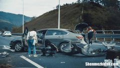 开车撞死两个老人怎么 开车撞死两个小孩要坐牢吗