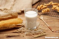 喝完茶隔多久喝牛奶 喝完茶多久才能喝牛奶