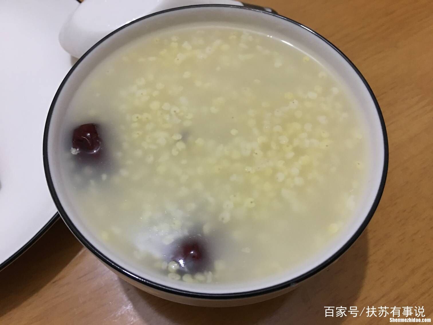 养胃小米粥怎么做 胃病最怕三种粥小米粥的做法