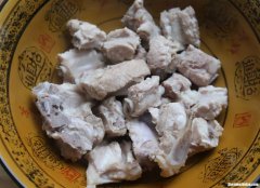 排骨怎么煮才能肉不柴骨头又软烂