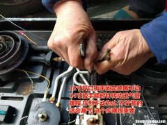 煤气灶分火器怎么拆 煤气灶分火器拆装办法