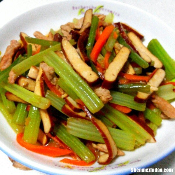 芹菜豆腐干怎么炒 芹菜炒豆腐干怎么烧