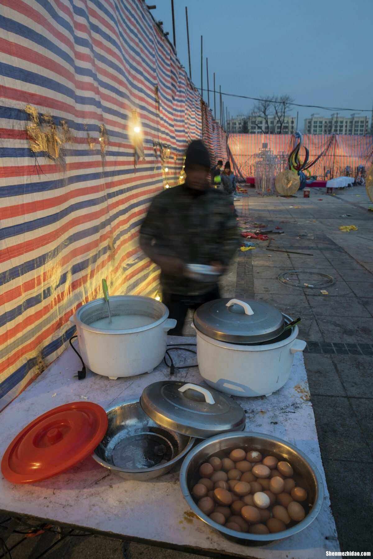 怎么地吃着 怎样地吃着填空
