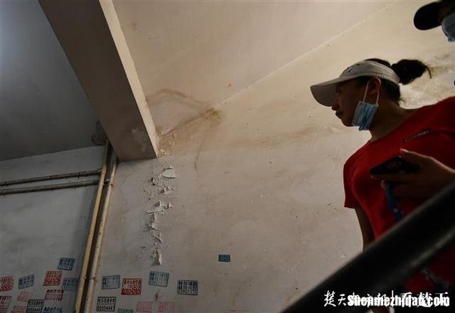 楼下吊顶下水道漏水怎么办 楼下吊完顶楼上做防水怎么办