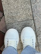 白鞋要怎么刷避免发黄 白鞋要怎么刷避免发黄变黄