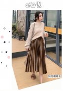 百褶长裙秋冬怎么搭 百褶长裙秋冬怎么搭配衣服