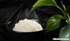中的人吃黄金大米怎么了 黄金大米吃了到底是有益还是有害