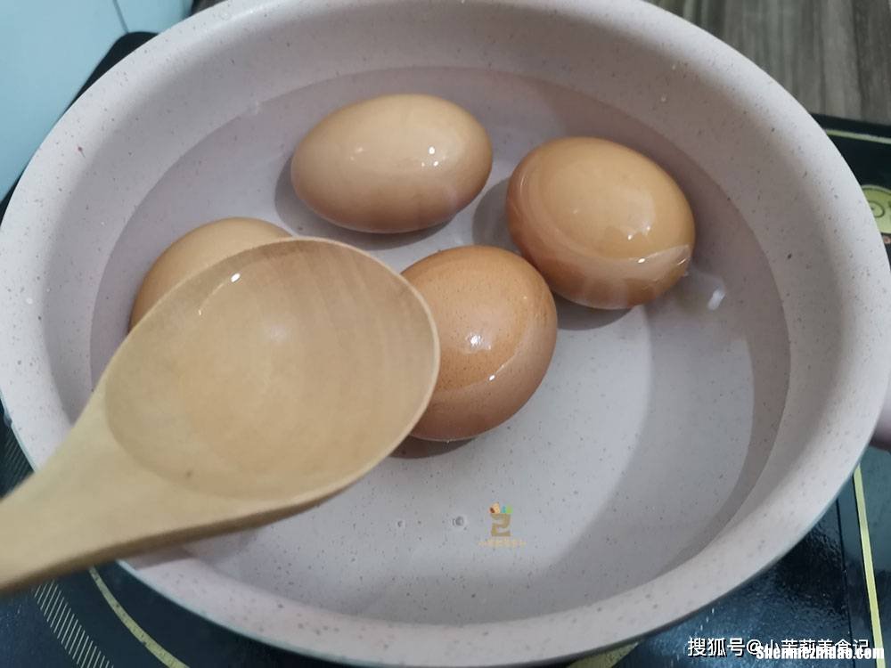 怎么腌不剥皮熟鸡蛋 怎么腌不剥皮熟鸡蛋窍门