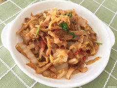 饼丝怎么炒 洋白菜炒饼丝怎么炒